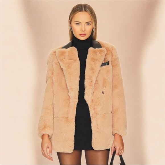 Steve Madden Myra Faux Fur Coat - Picture 5 of 9